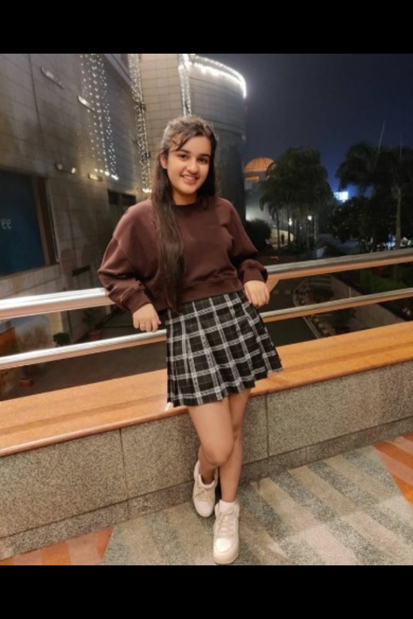 female call girl in Shanti Niketan
